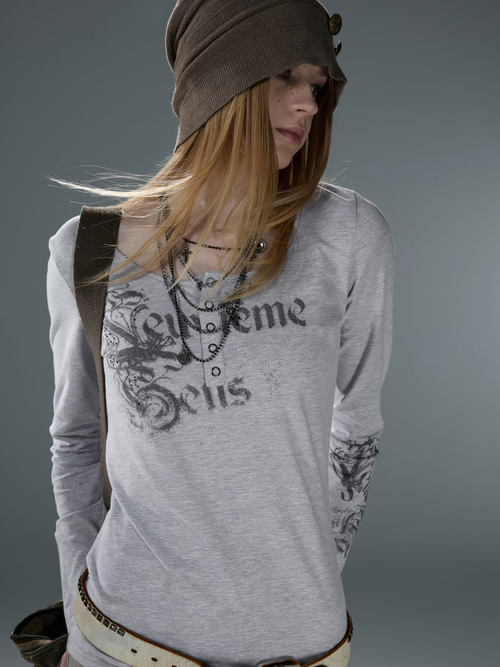 Vine Motif Rhinestone U-Neck Long Sleeve — image 7