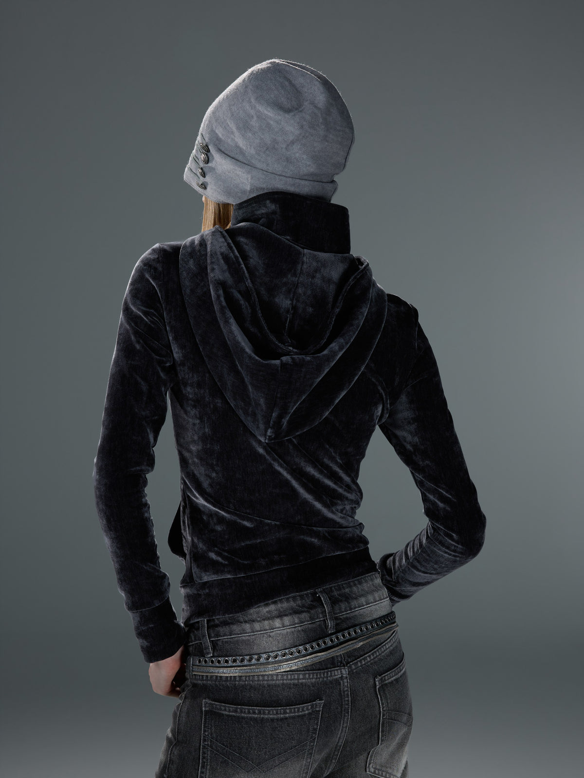 Black-and-Gold Velvet Hooded Sweatshirt — image 7