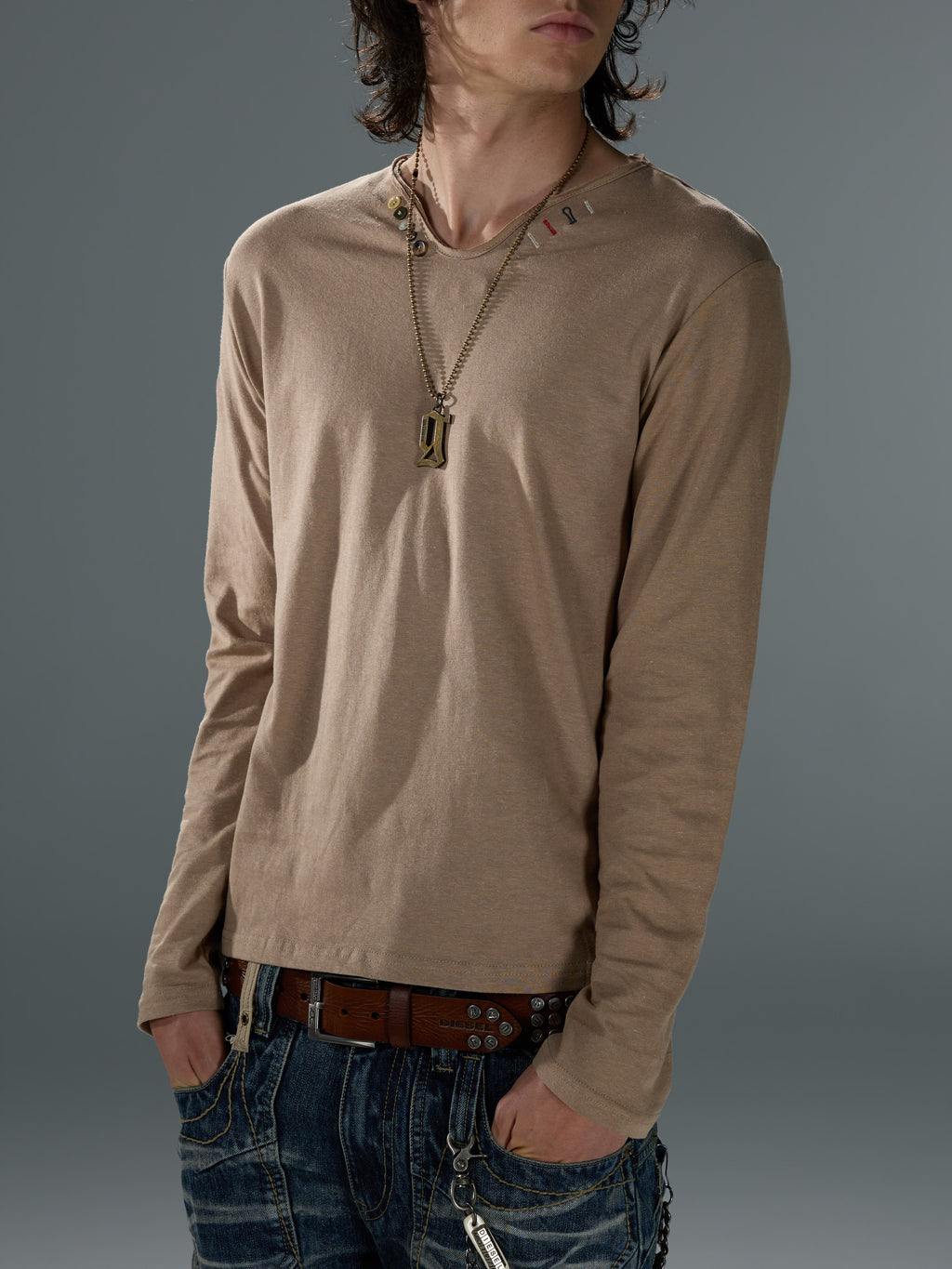 Contrast Hand-Stitched Button V-Neck — image 5